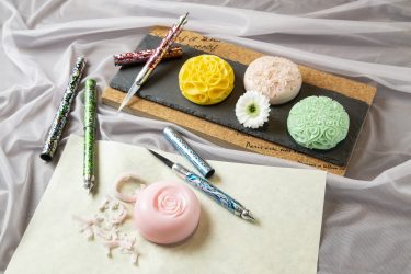 【第1回『ジェイジーの日』】『MUJI新宿』にてソープカービングのワークショップ＆販売会を開催！